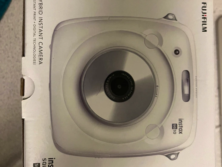 Instax sq10