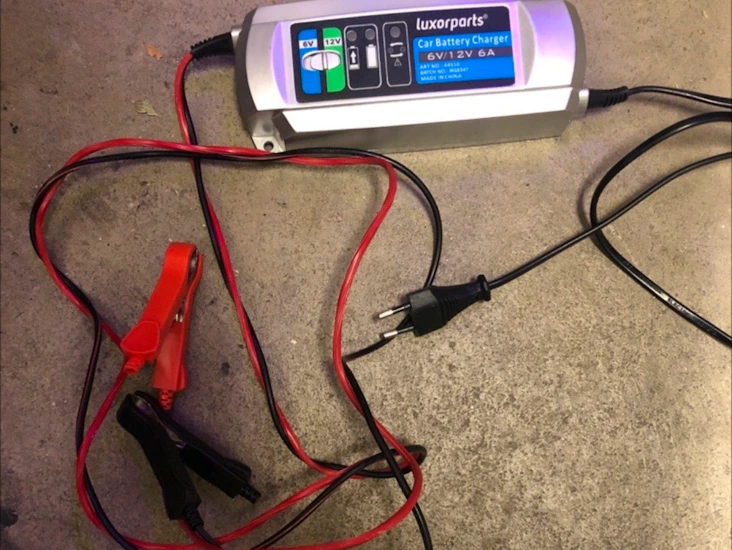 Batteriladdare bil/mc