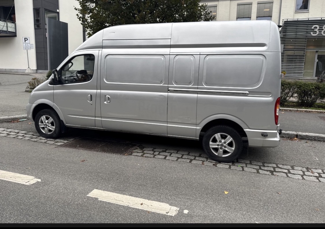 Maxus ev80 kassebil 13 m3 hurtiglader 