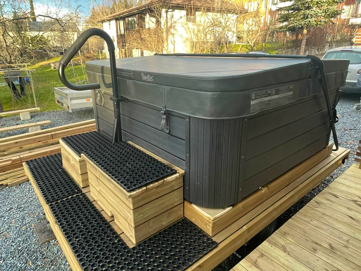 Vuokrataan poreallas peräkärry