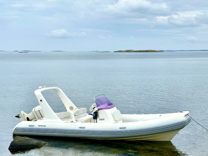 Brig eagle 645 rib – 115 hk