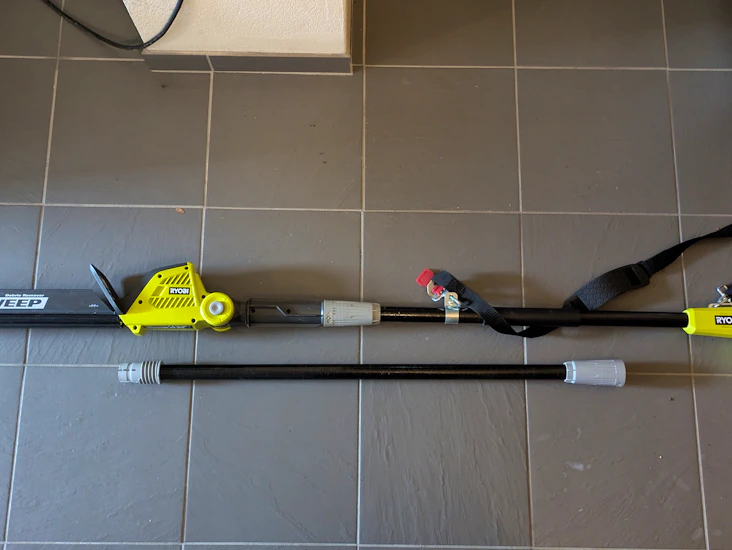 Ryobi teleskophäcksax