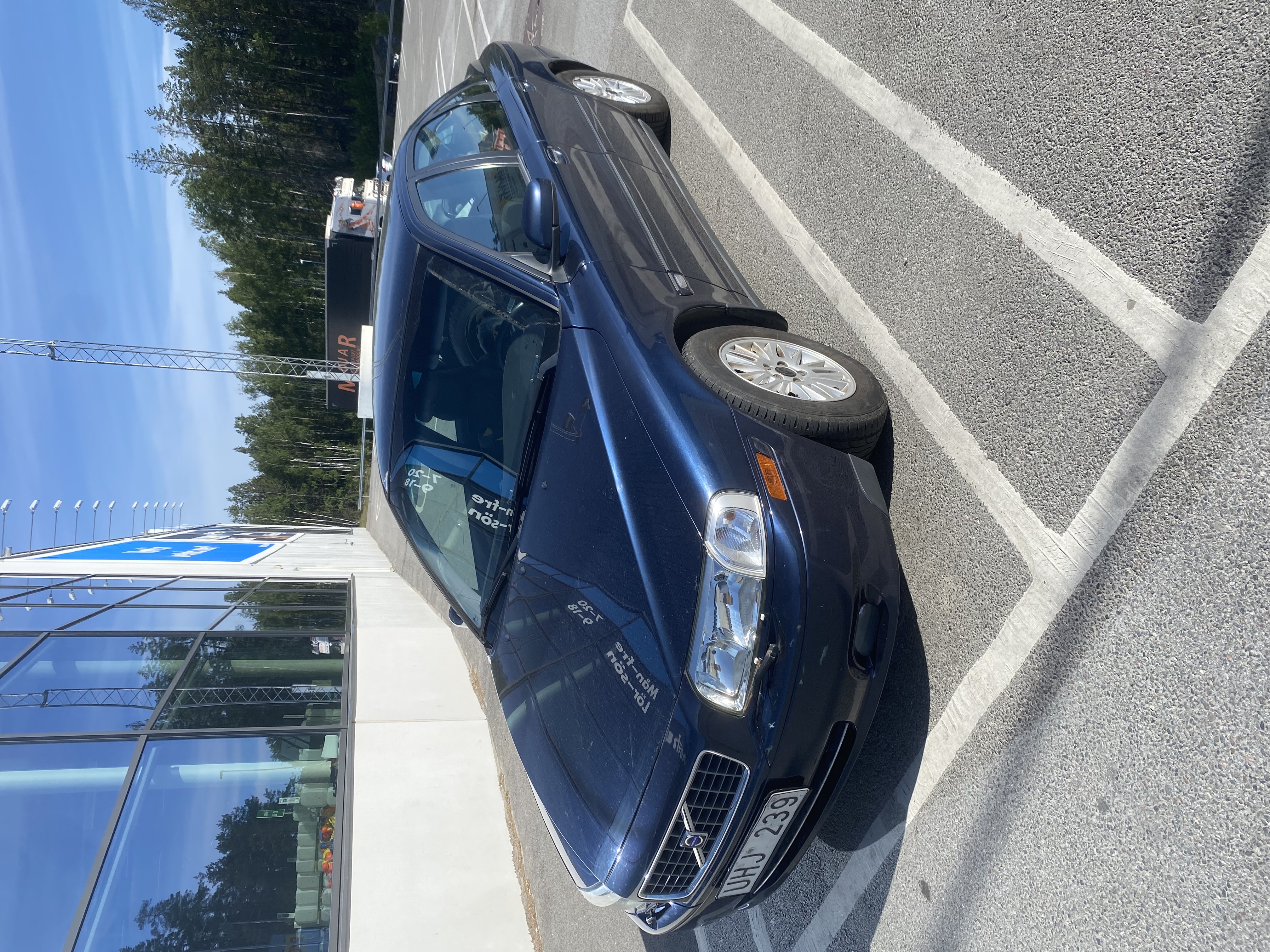 Volvo s80, 5 vxl manuell, 30 mil ingår per dag 