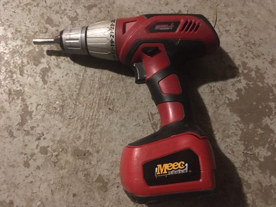 Batteridriven skruvdragare meec+