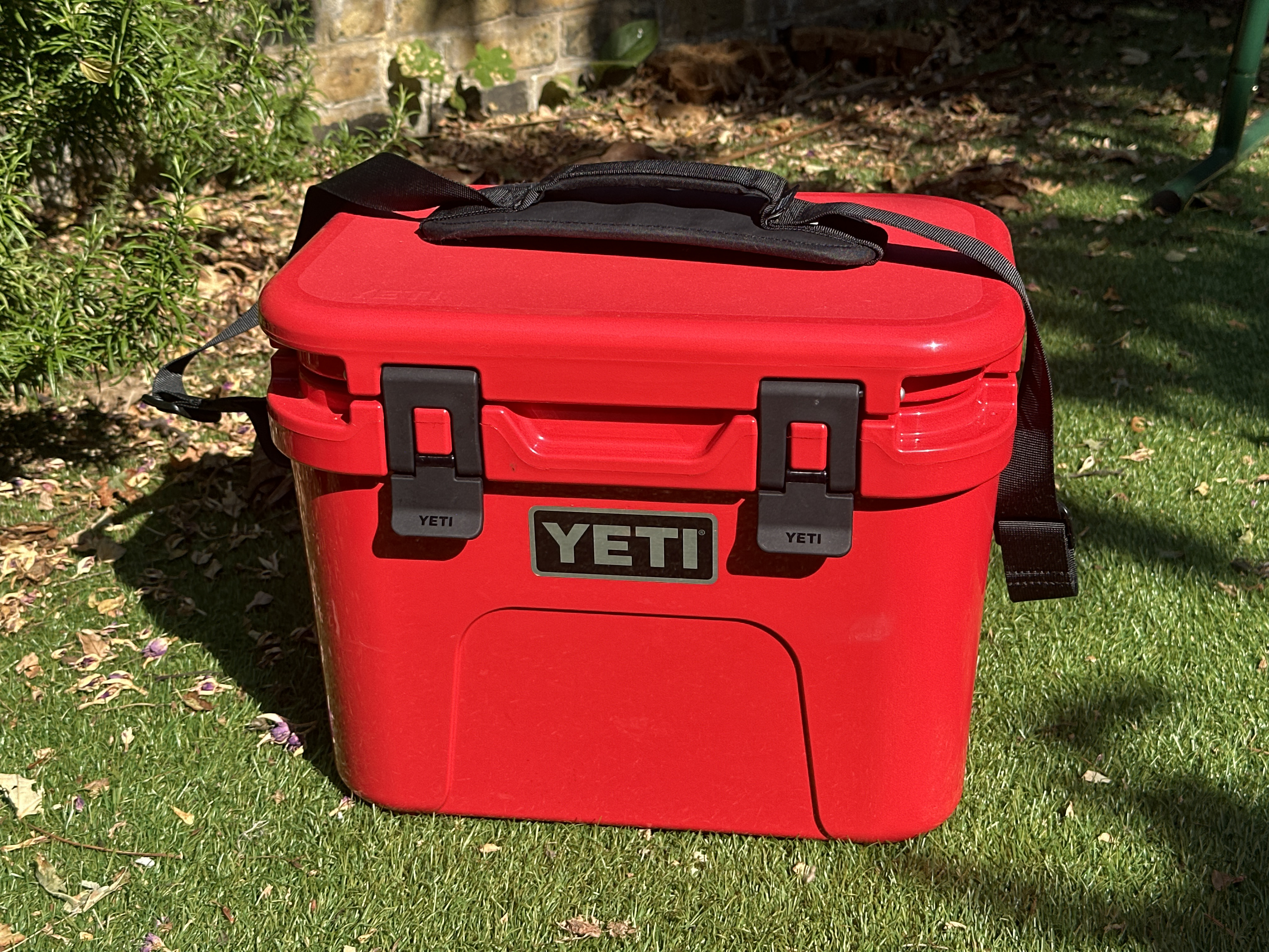 Yeti roadie 15 cool box