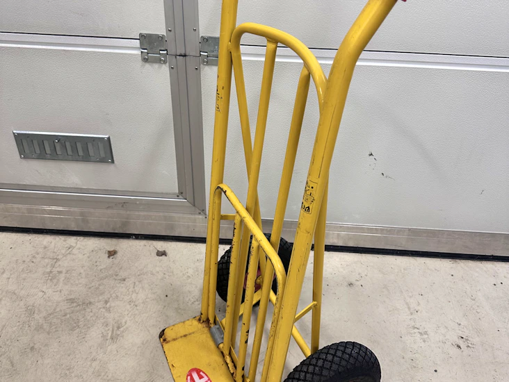 Tukevat nokkakärryt