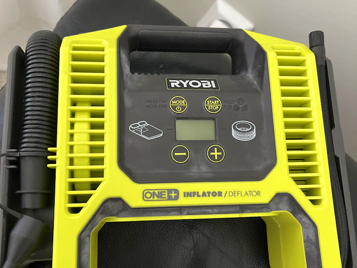 Ryobi 18v kompressor