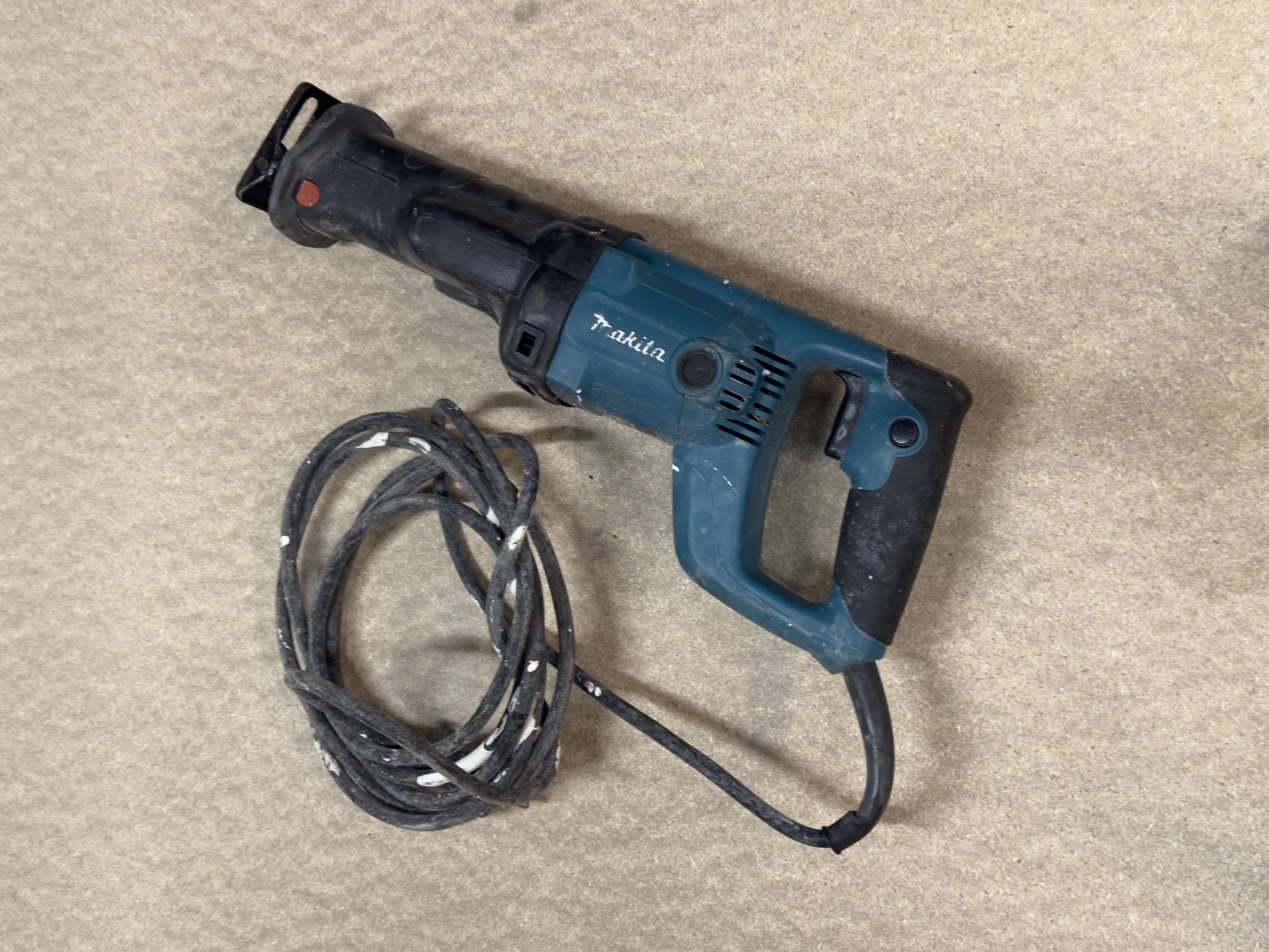 Makita bajonetsav på ledning