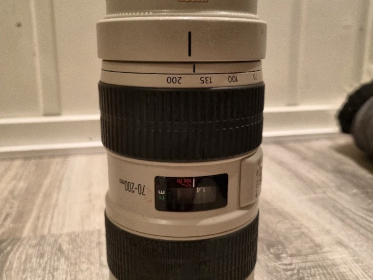 Canon zoom lense ef 70-200mm 1:2,8 l is usm