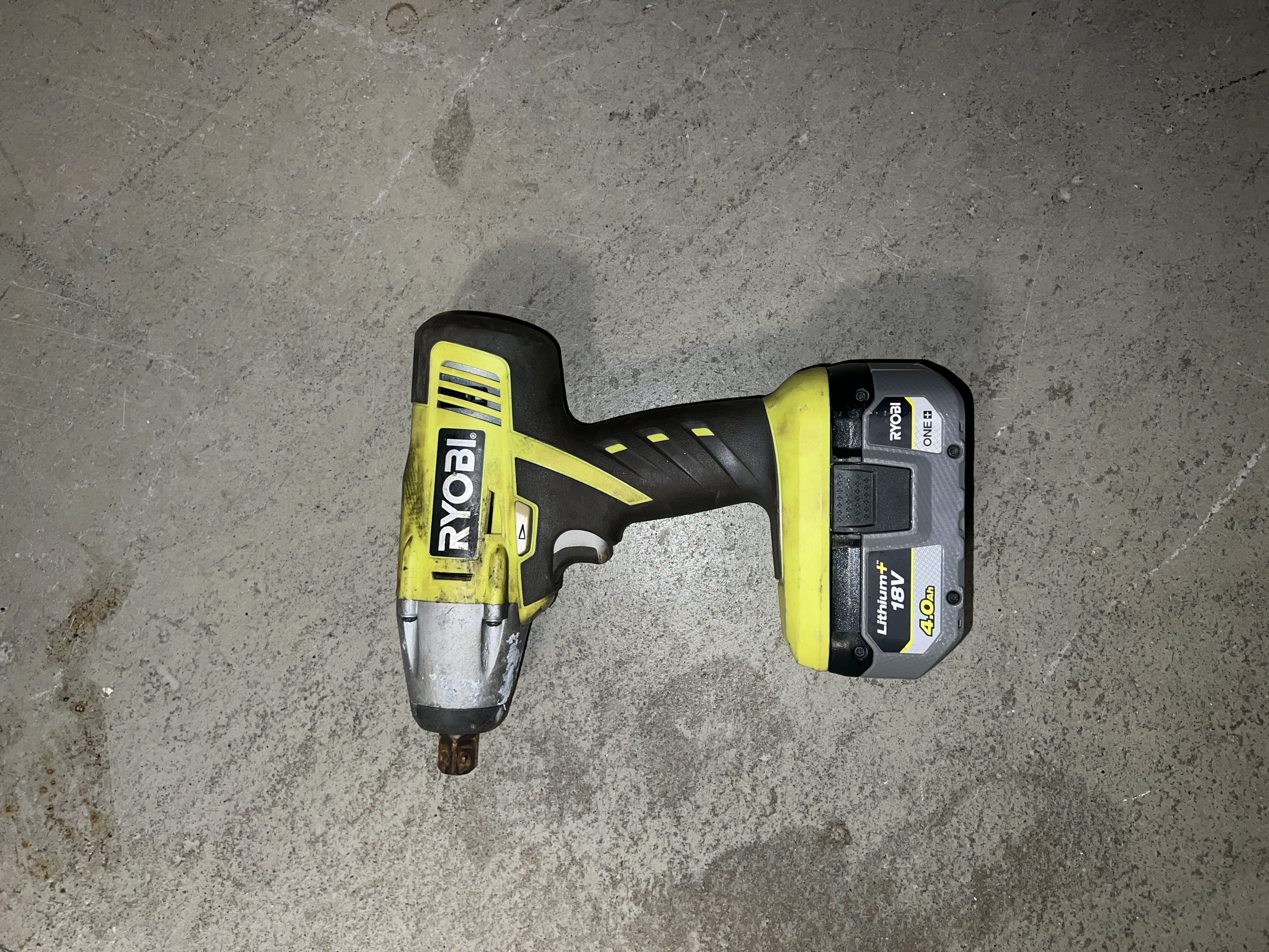 Ryobi one+ 18v mutterdragare – batteridriven – 4,0 ah