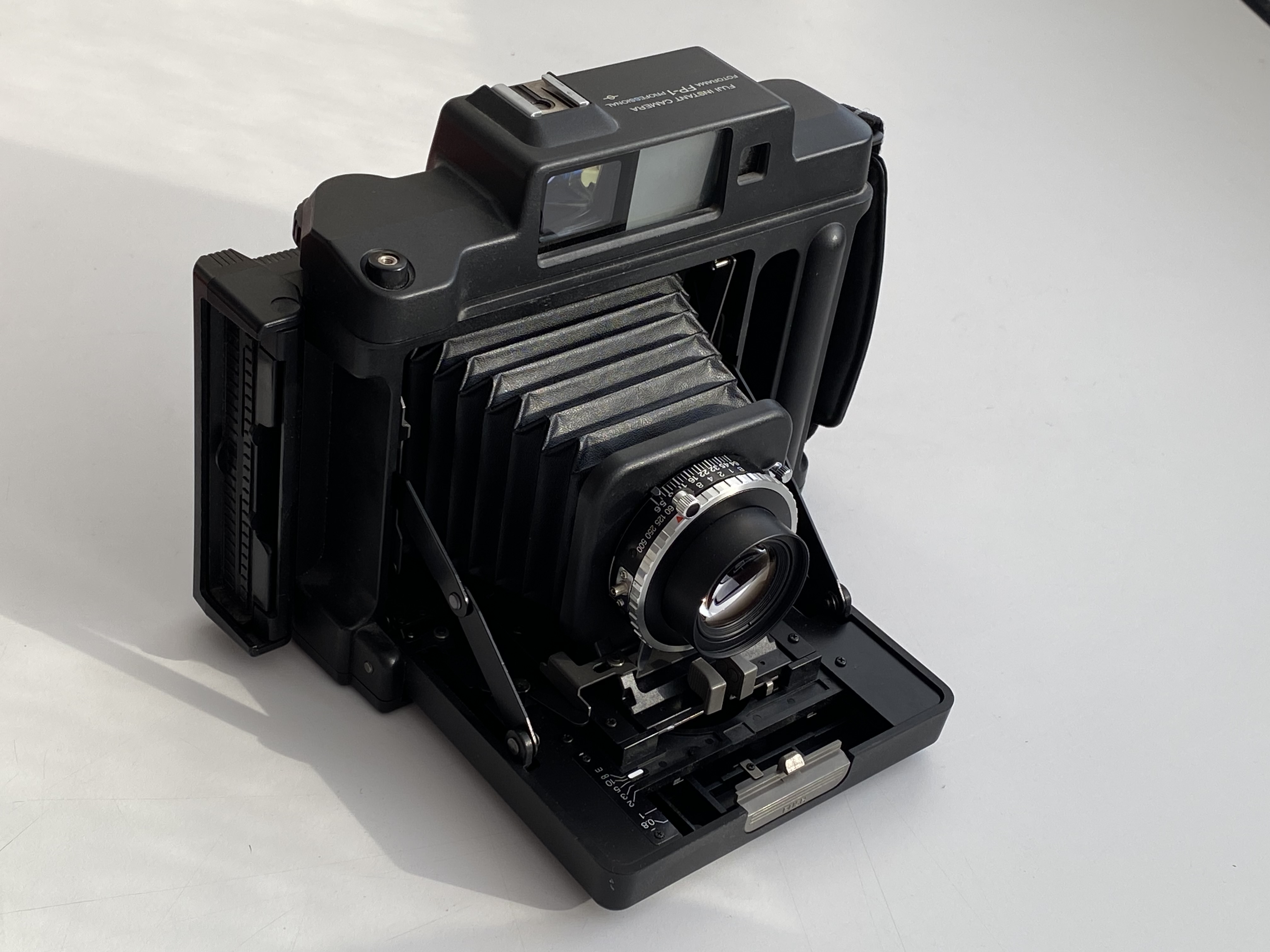 Fuji fp-1 instant pack film camera - for fp100c / peel apart film