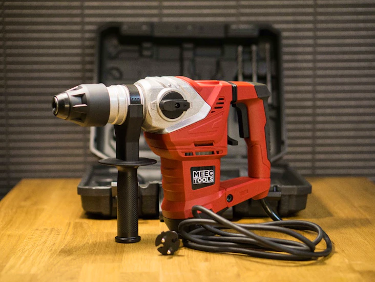 Borrhammare, kabelvinda 25 m, krysslaser mm