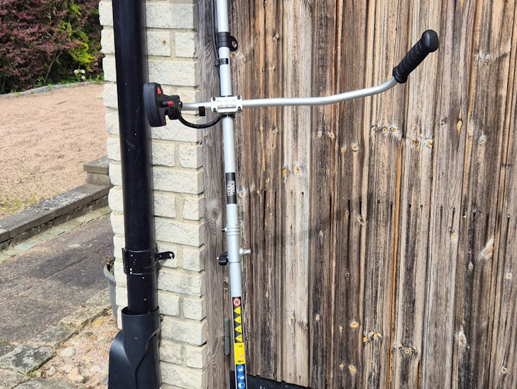 Meec röjsåg med tillbehör