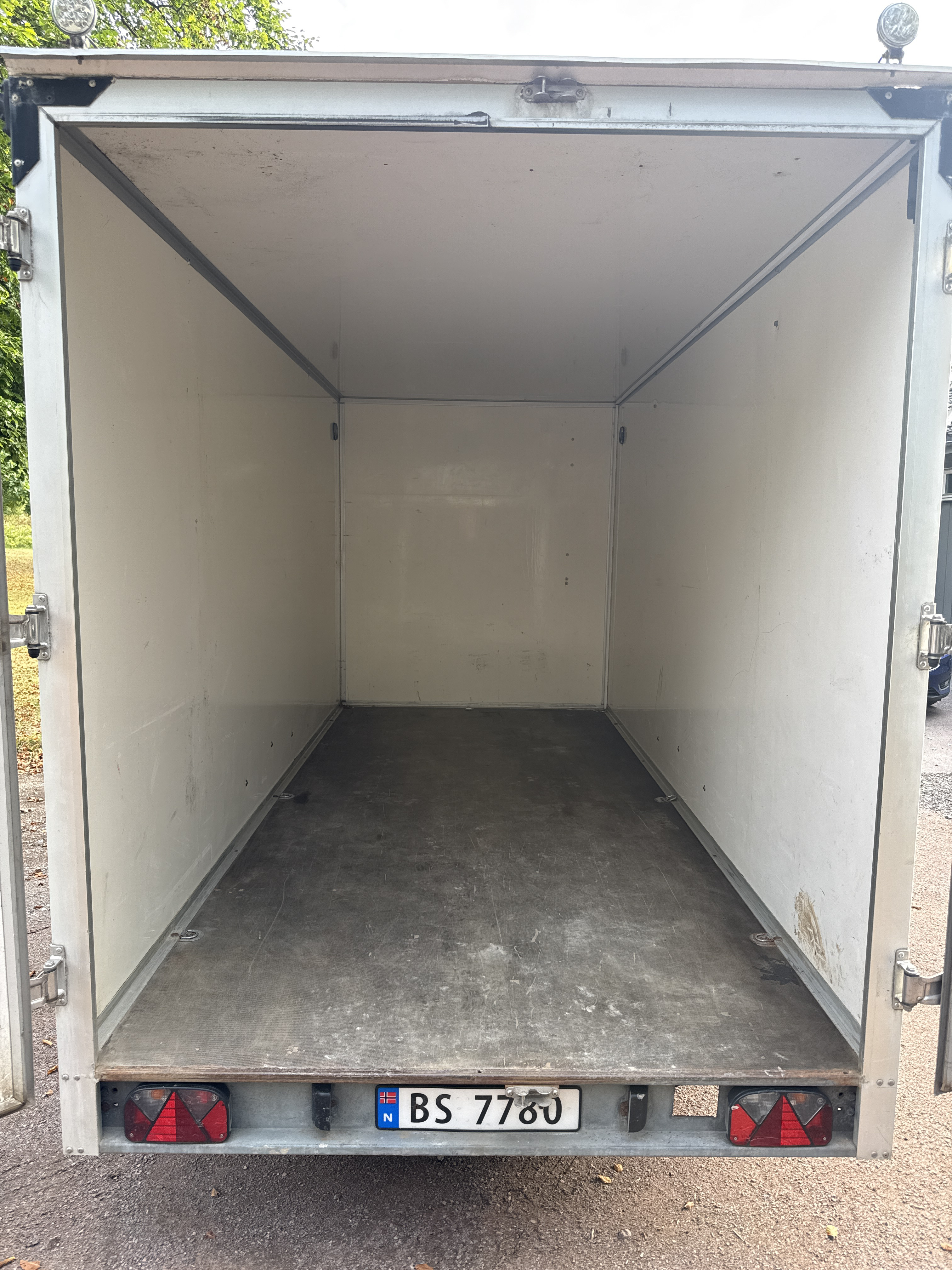 Stor skaphenger, perfekt til flyttelass!