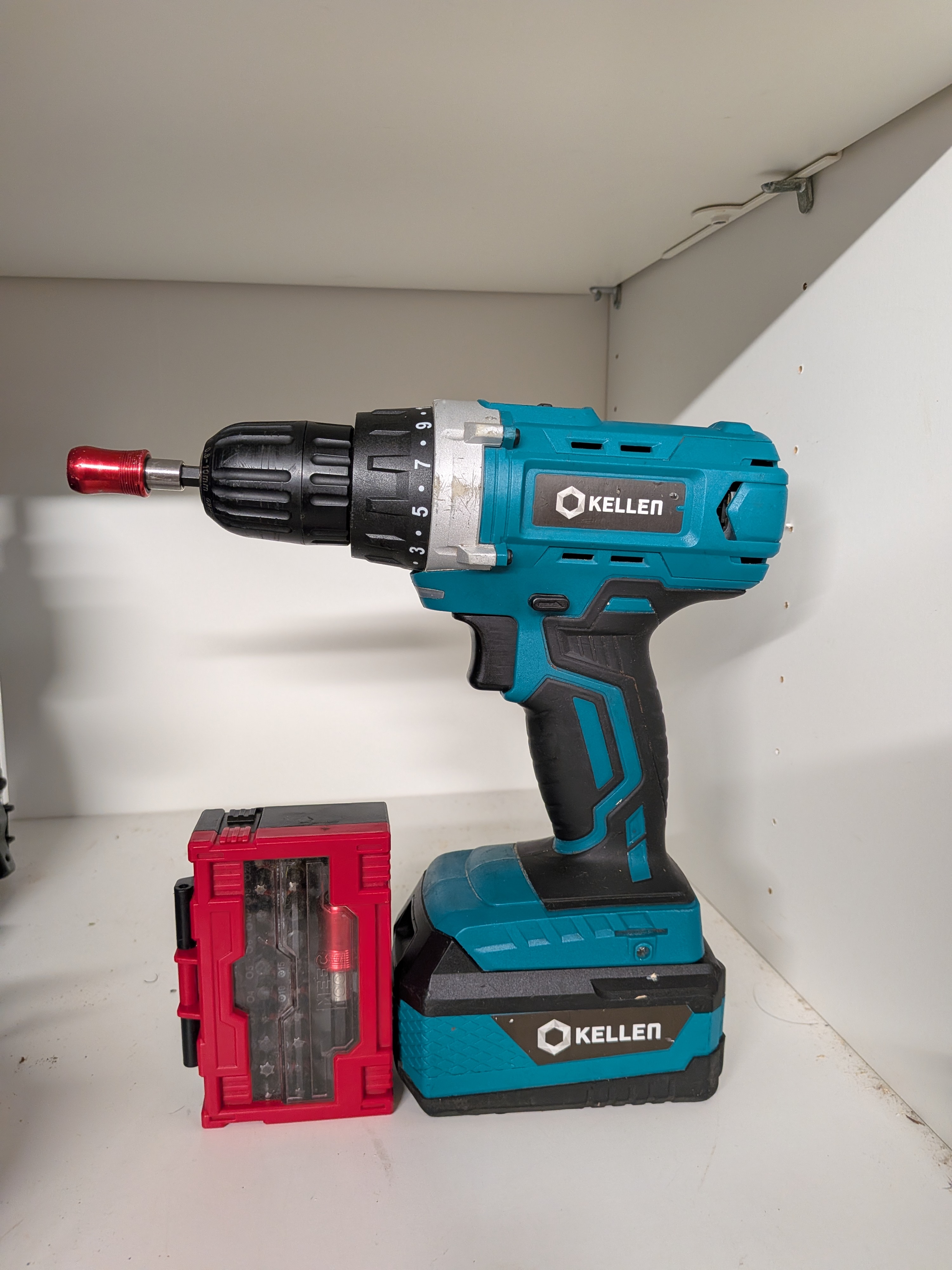 Borskrutrekker/drill