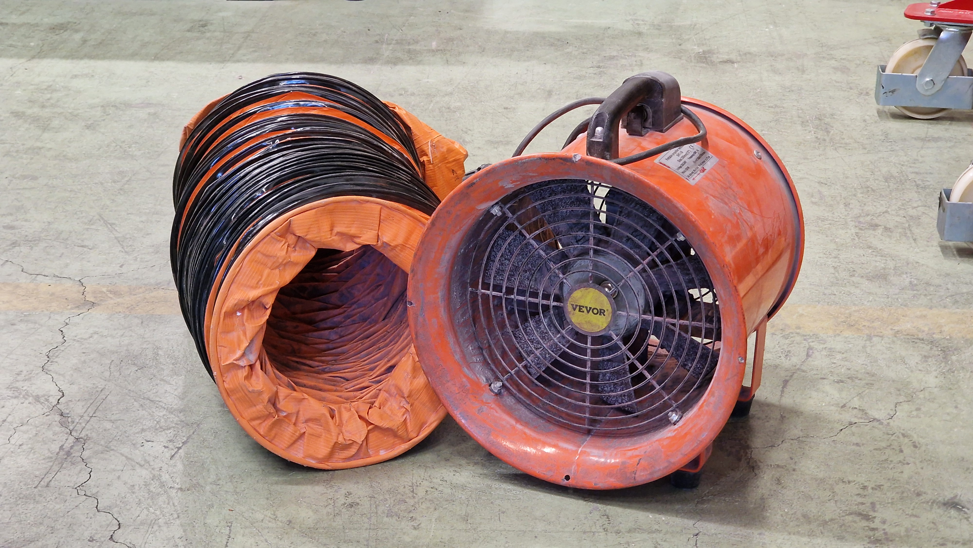 Ventilationsfläkt / evakueringsfläkt