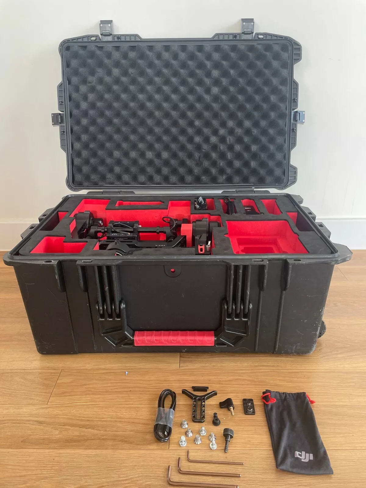 Dji ronin m gimbal stabiliser 