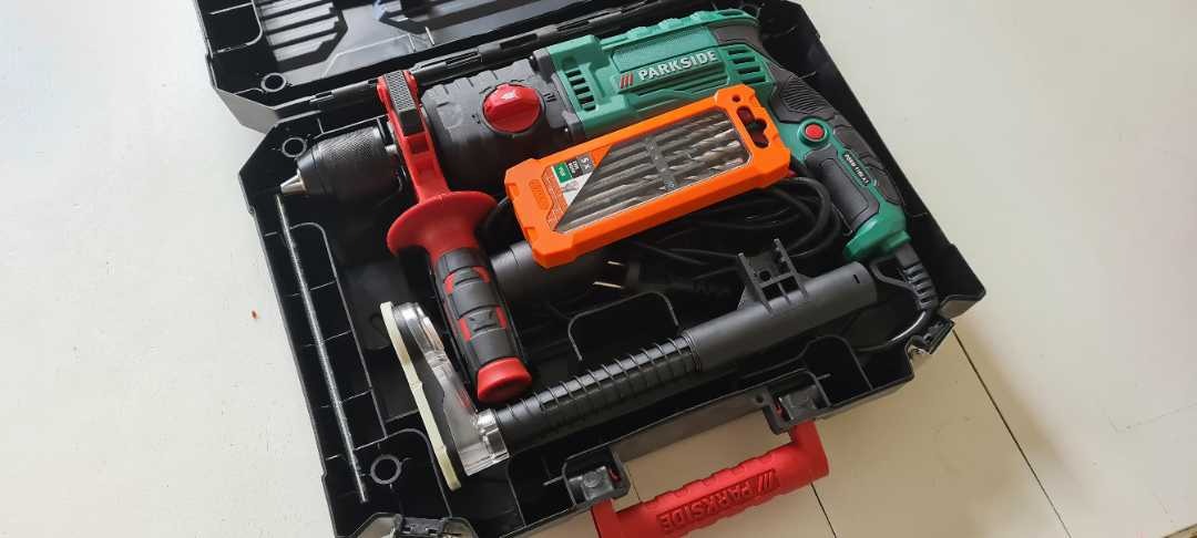 Slagborrmaskin med borrkasett