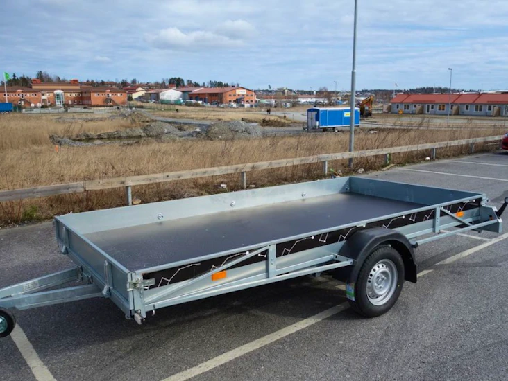 Släpvagn arcas 365x180 + tipp