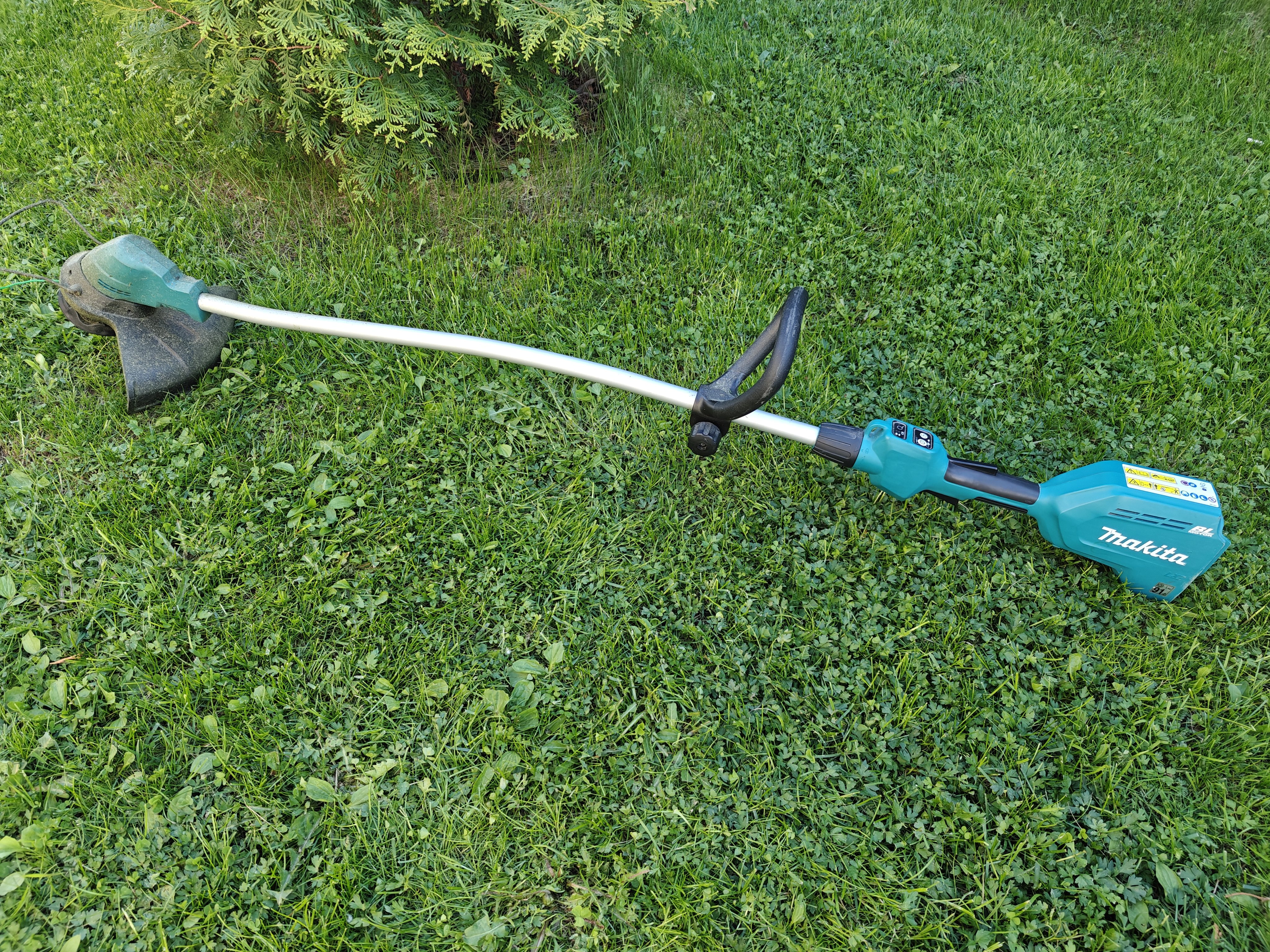 Makita akkutrimmeri