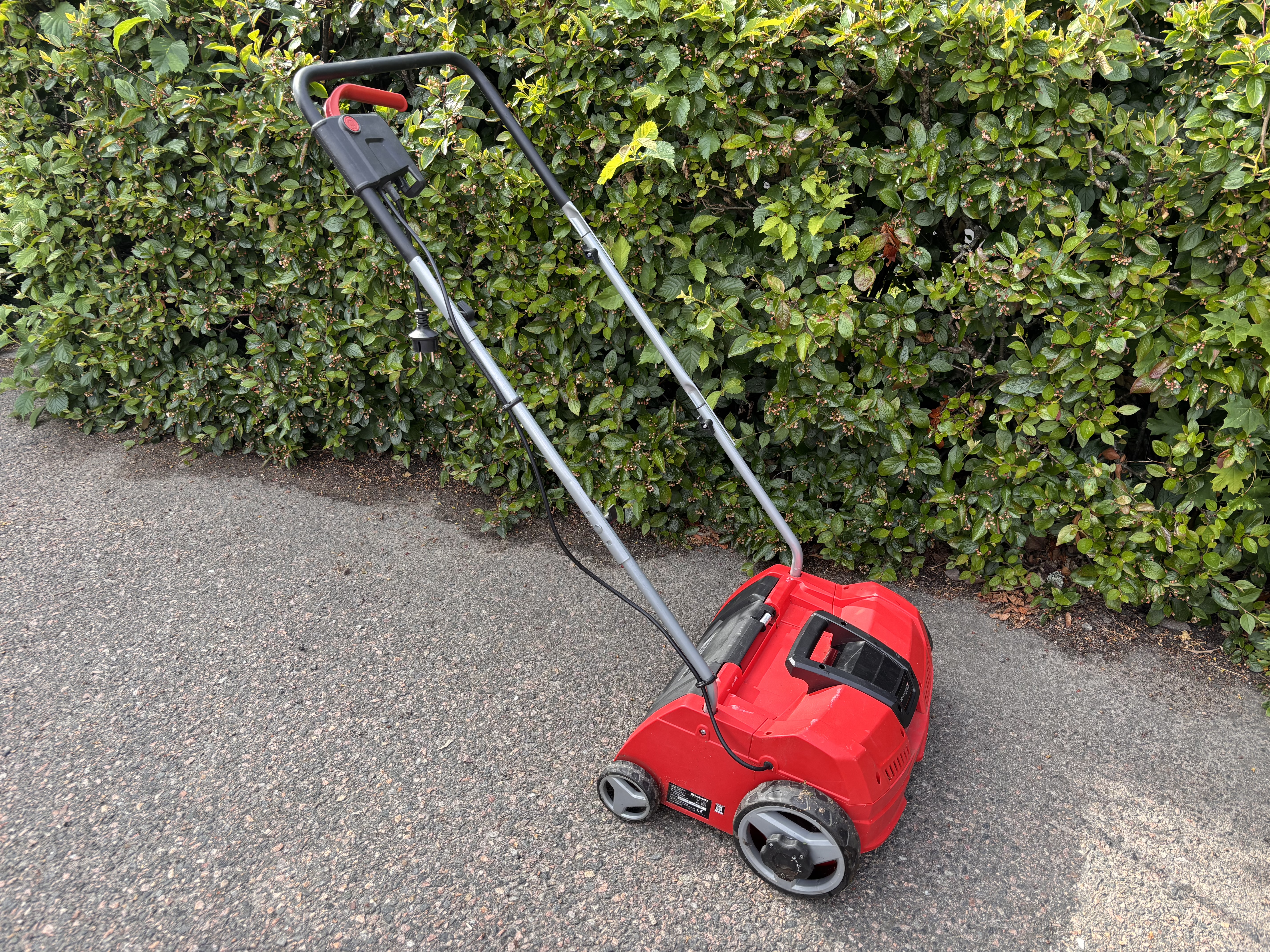 Einhell vertikalskärare/gräsmatteluftare