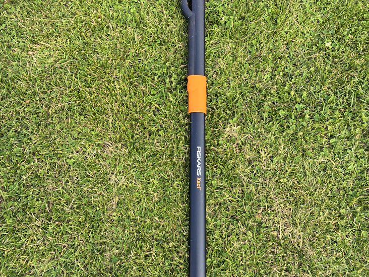 Ogräsupptagare fiskars xact