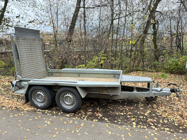 Maskinhenger med kjørelem