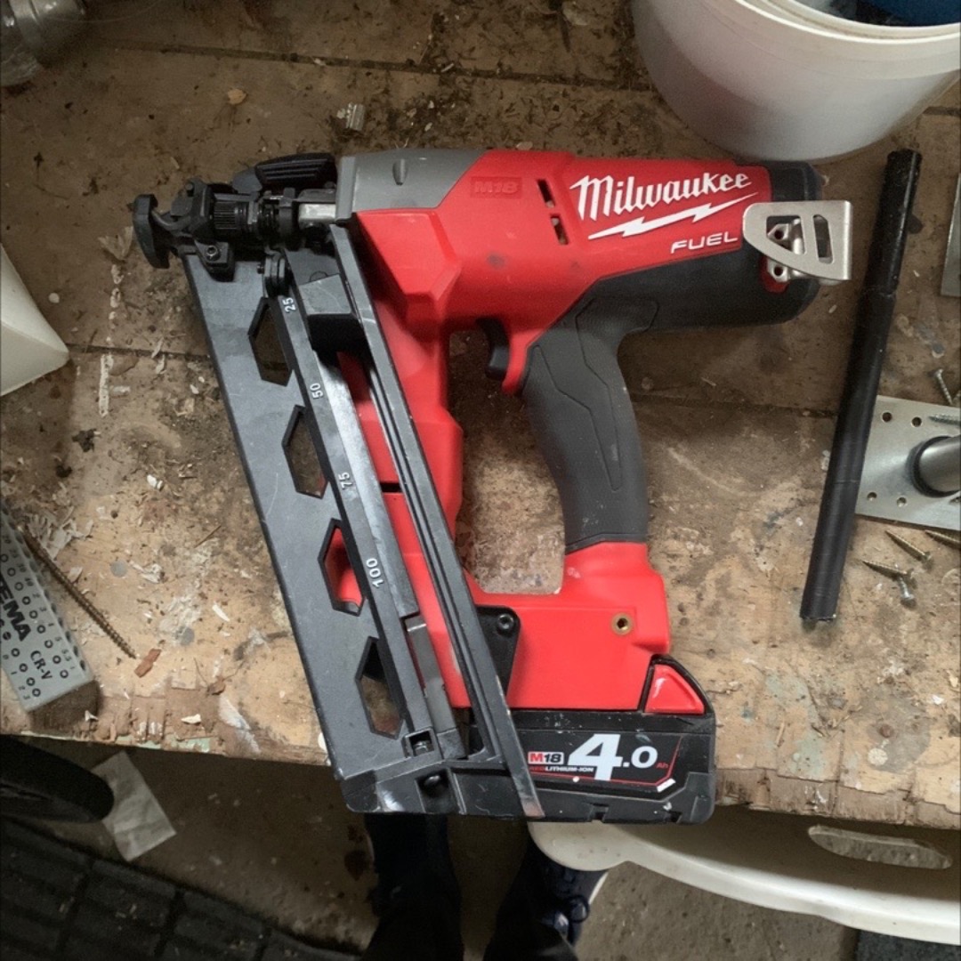 Milwaukee dyckertpistol m18