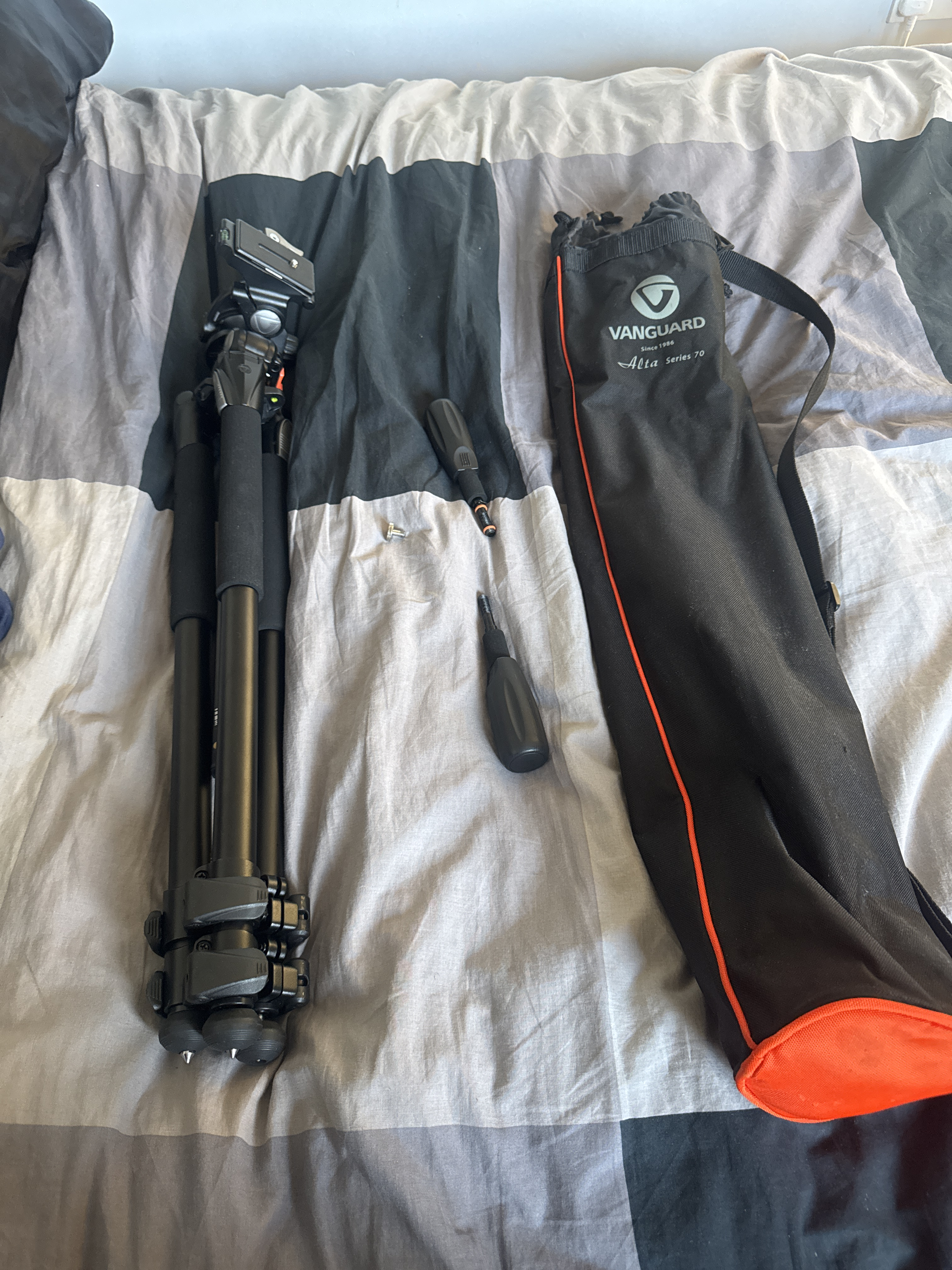 Vanguard alta pro 263at camera tripod