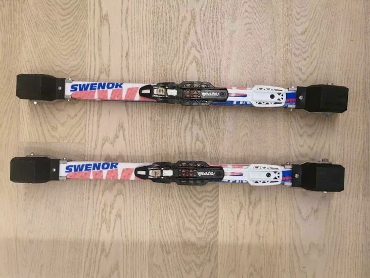 Klassisk rulleski med store hjul