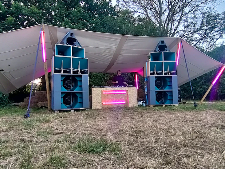 Pro audio sound system festival club