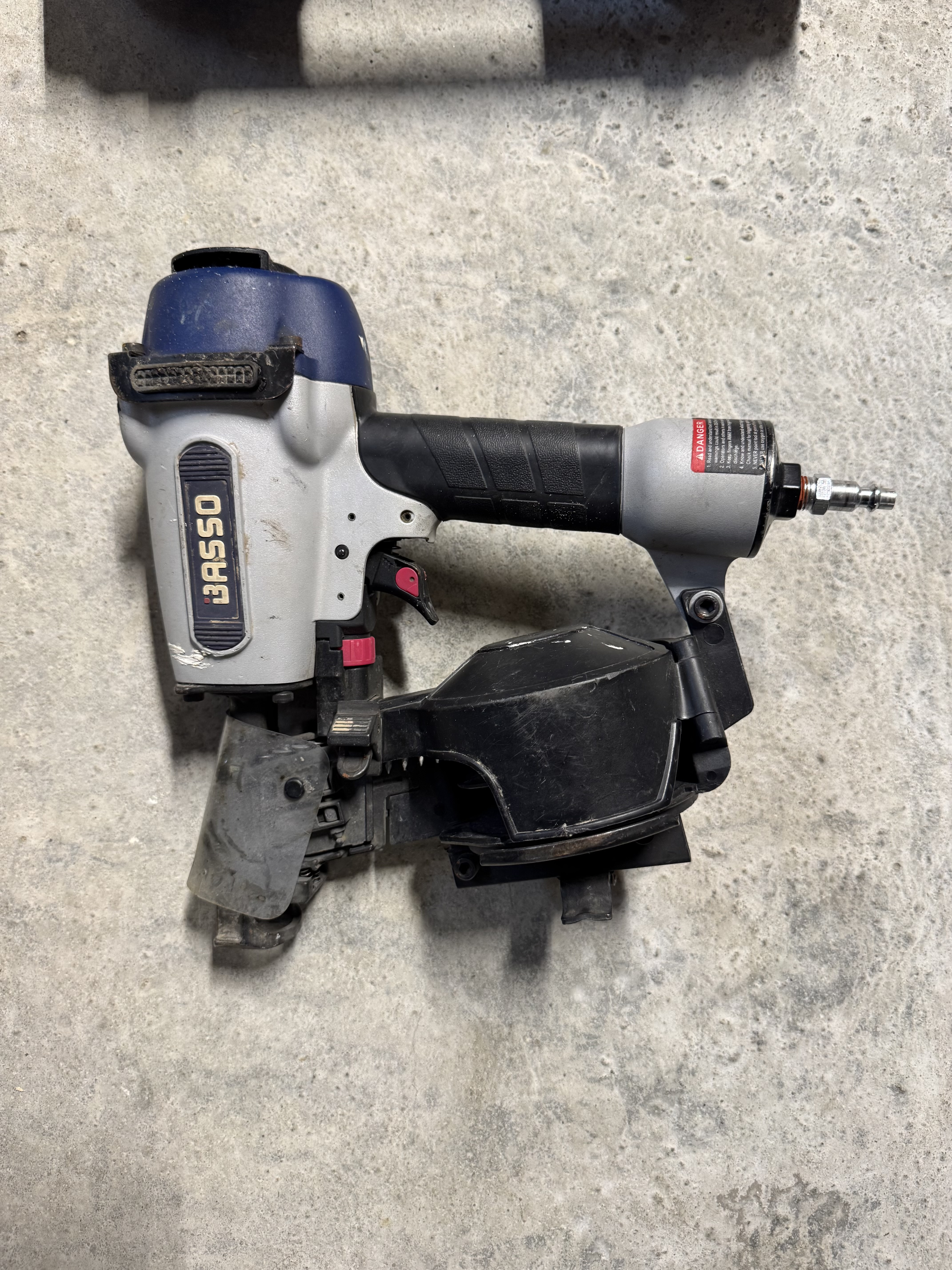 Basso pappspikerpistol – enkel selvbetjent utleie! 🔨