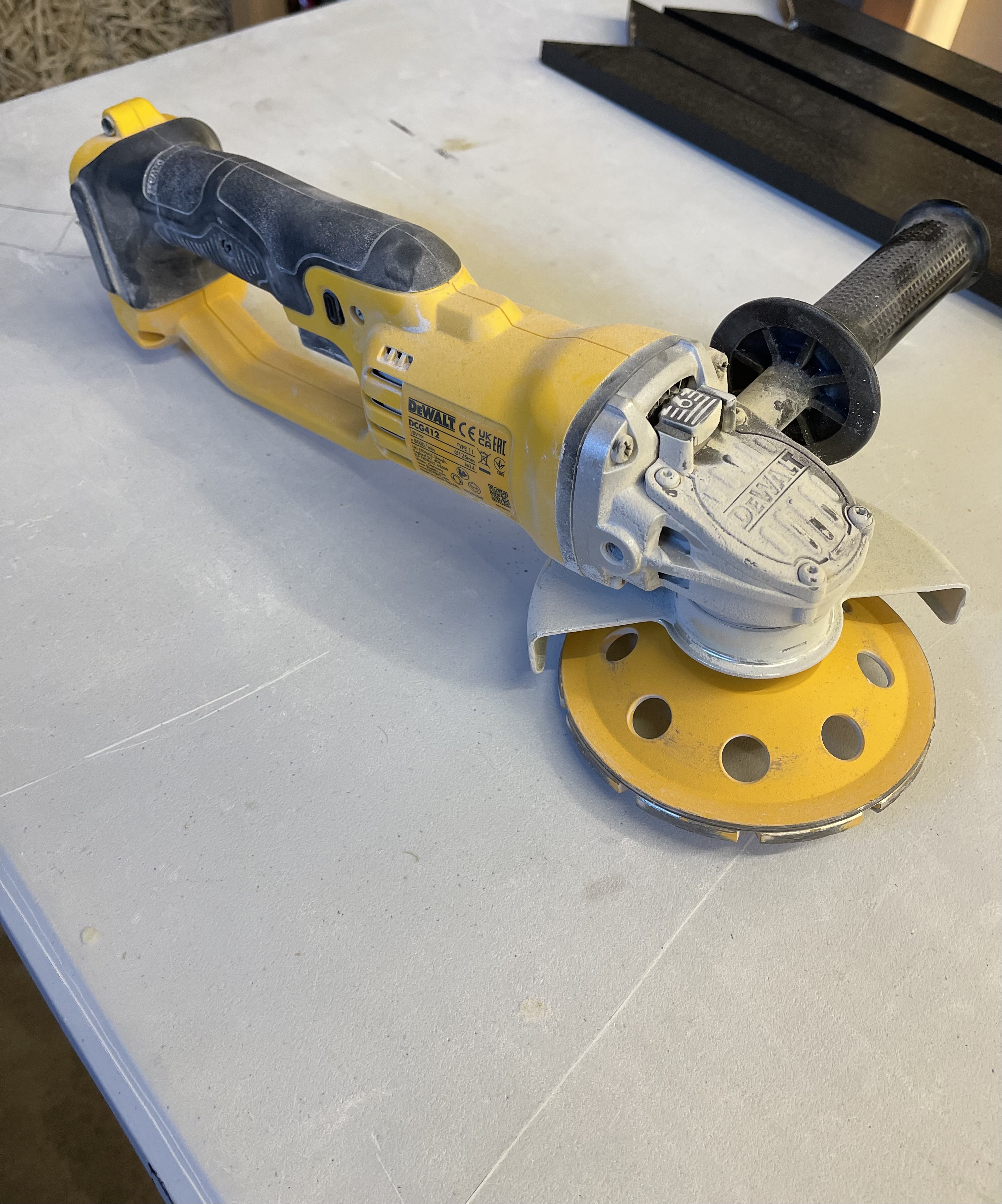 Dewalt  vinkelsliper batteri med diamantskive