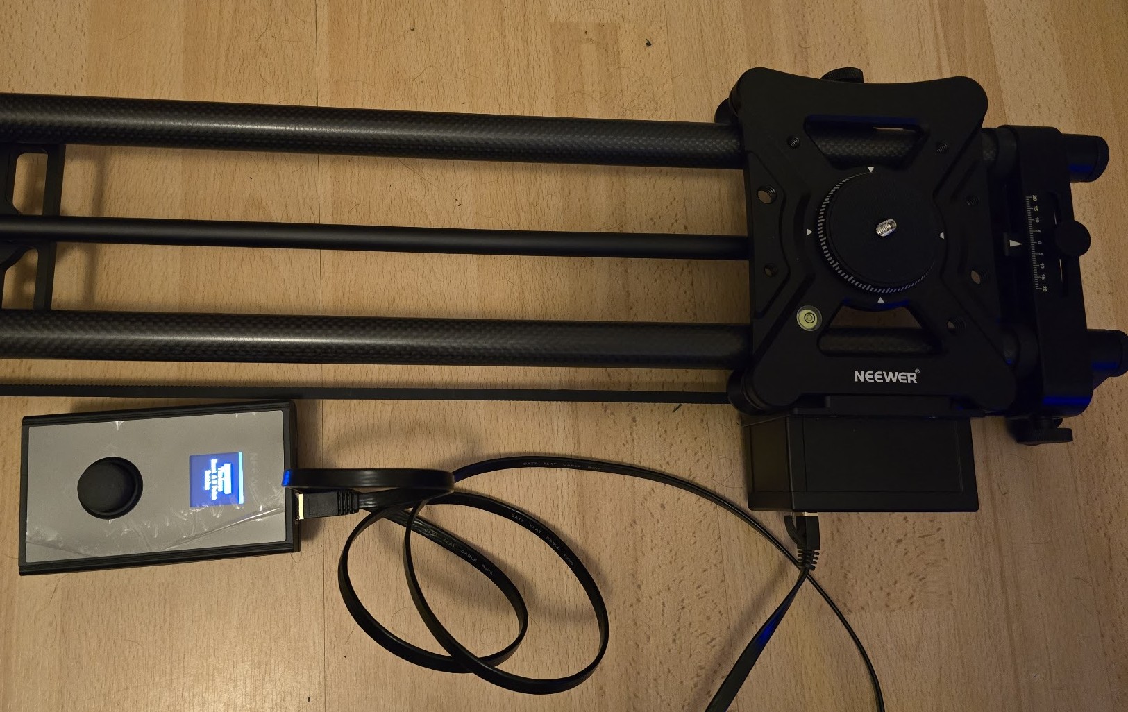 Neewer vs-100cc 100cm motorized carbon fiber slider