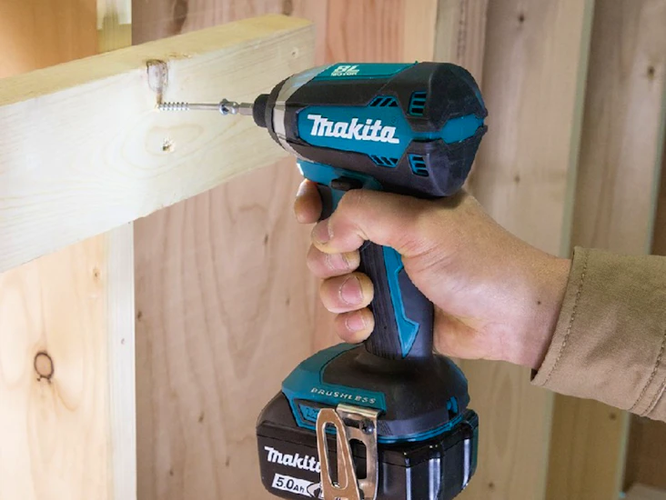 18v makita dtd153 slagtrekker
