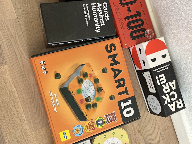 Massa roliga spel för vuxna . 0-100 hitster smart10