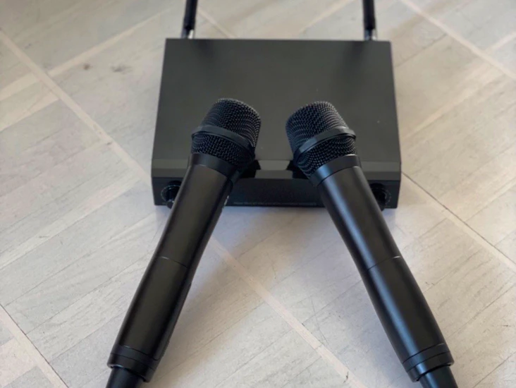 Trådlös mikrofon. 2 st