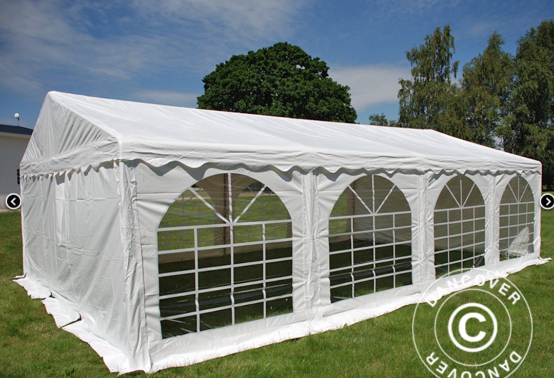 Partytält 4x8m (32-42 personer)