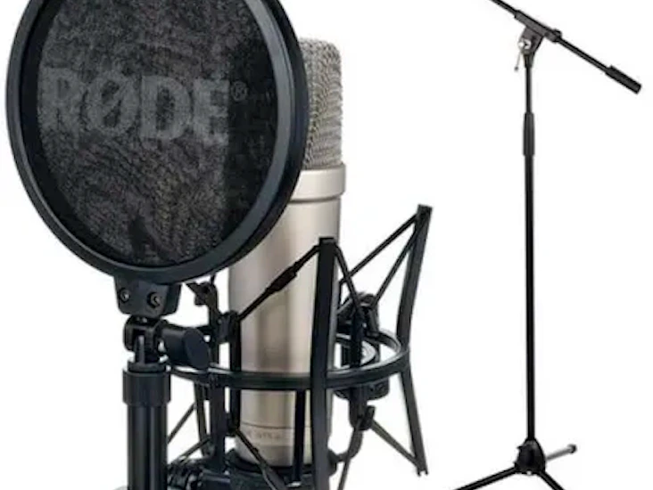 3 st rode nt1 podcast mikrofoner med stativ