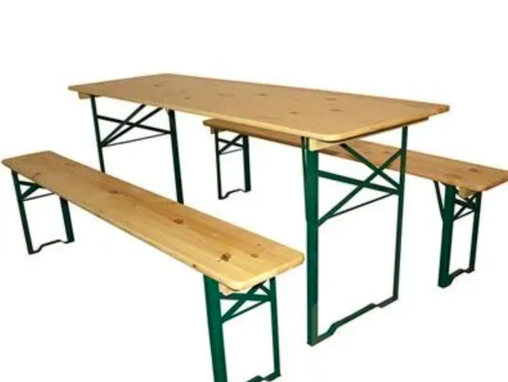 5 bord, 10 bänkar 2 ståbord