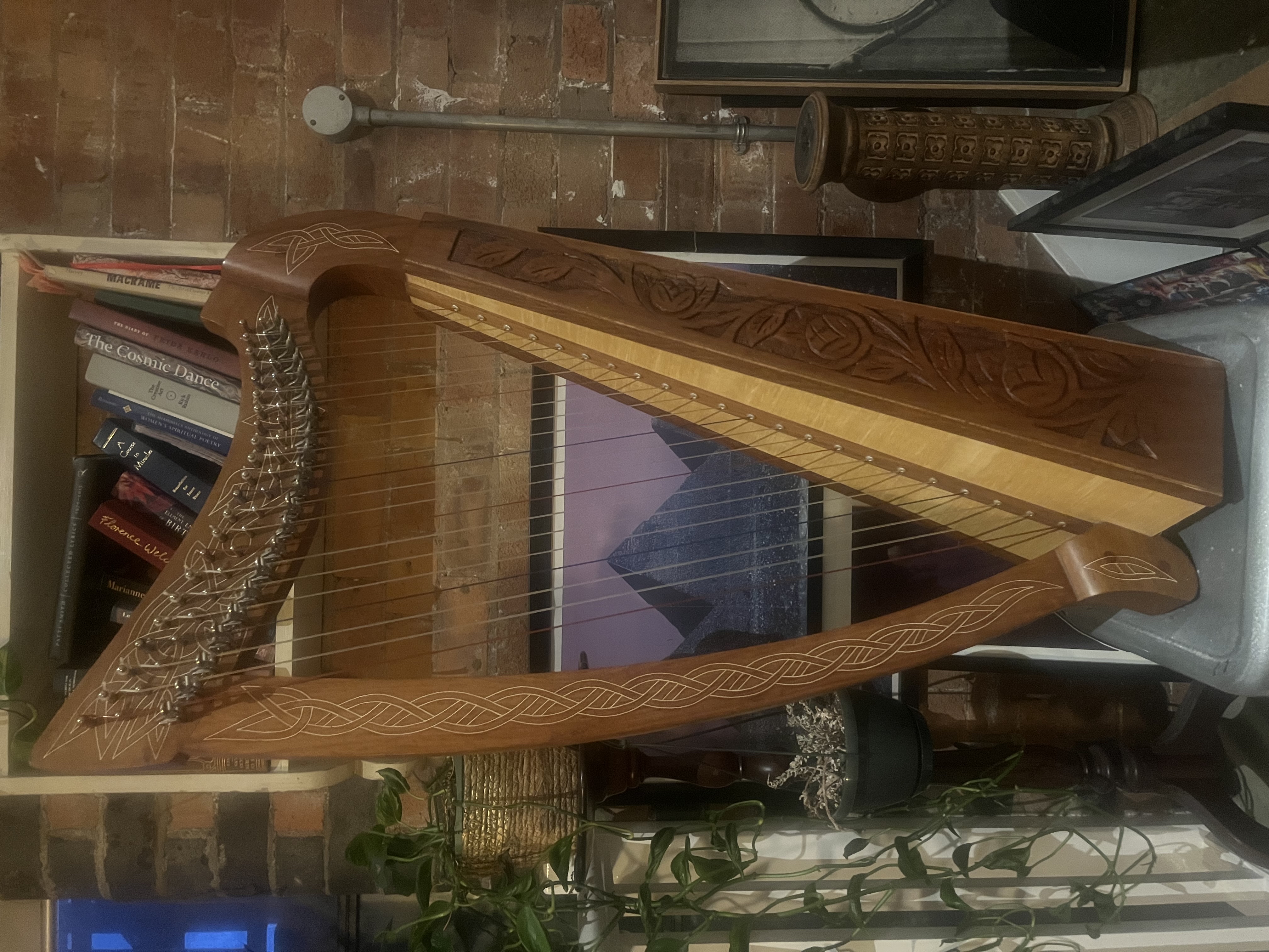 Celtic harp 22 string 