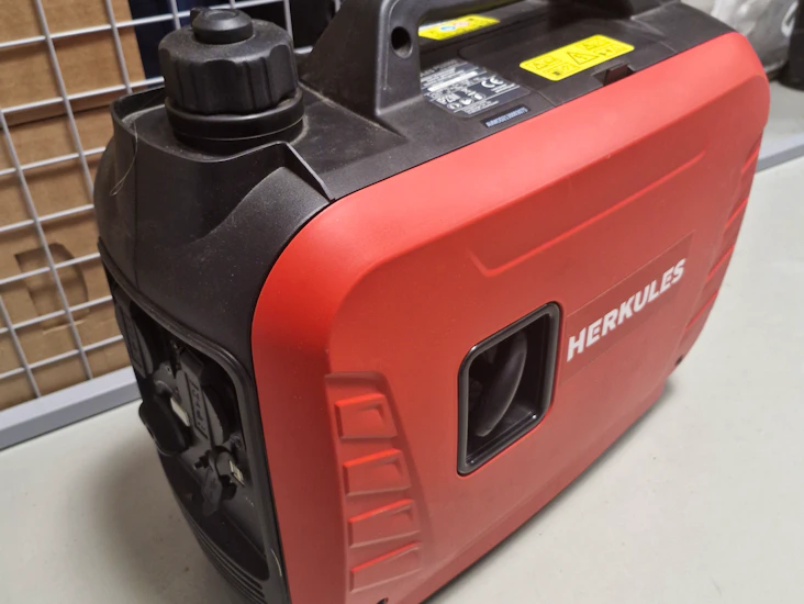 Herkules 2000 invertteriaggregaatti