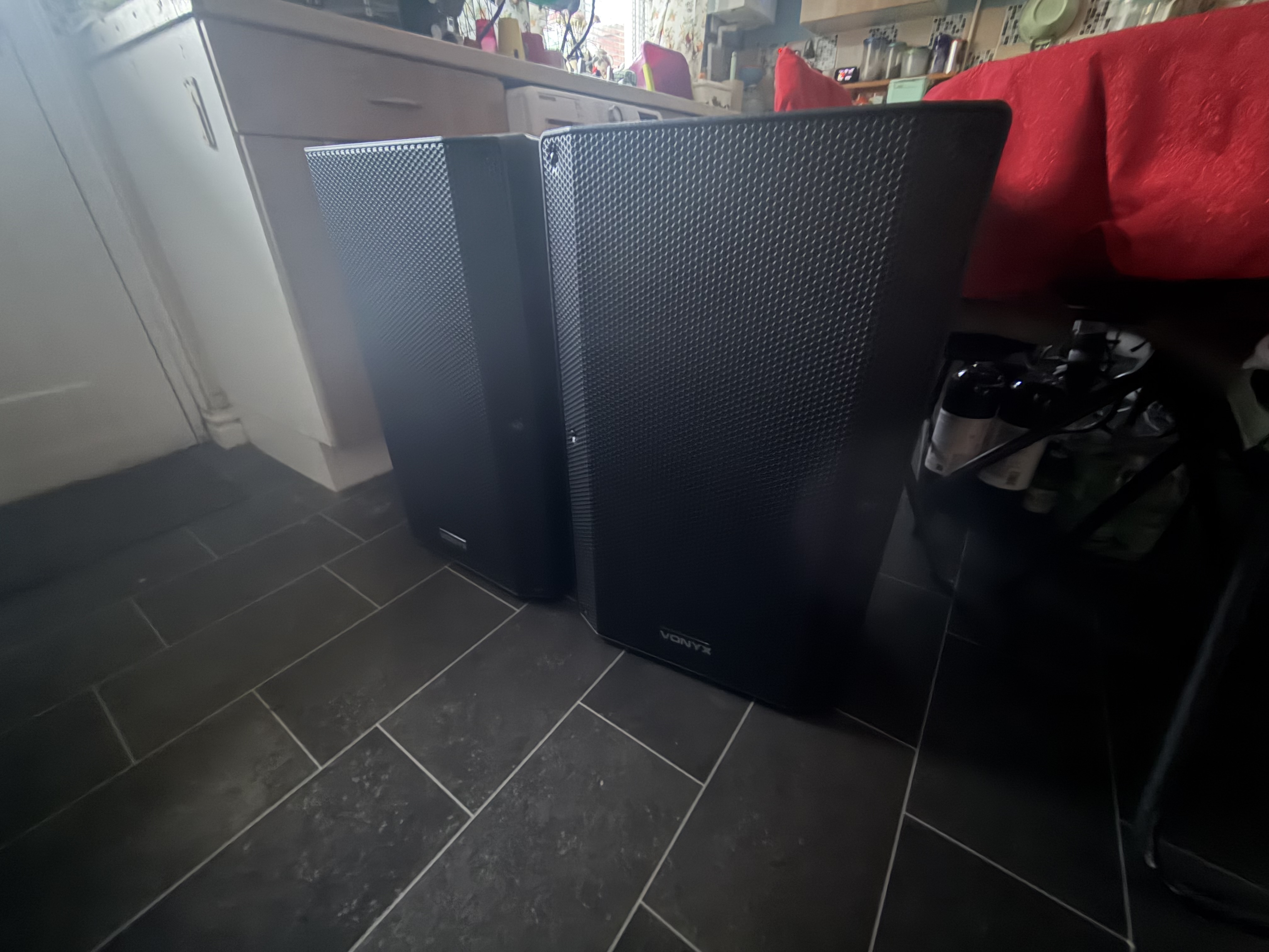 Dj speaker and me together for hire