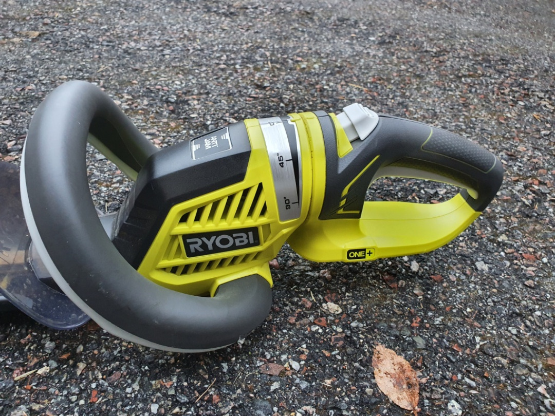 Ryobi häcktrimmer