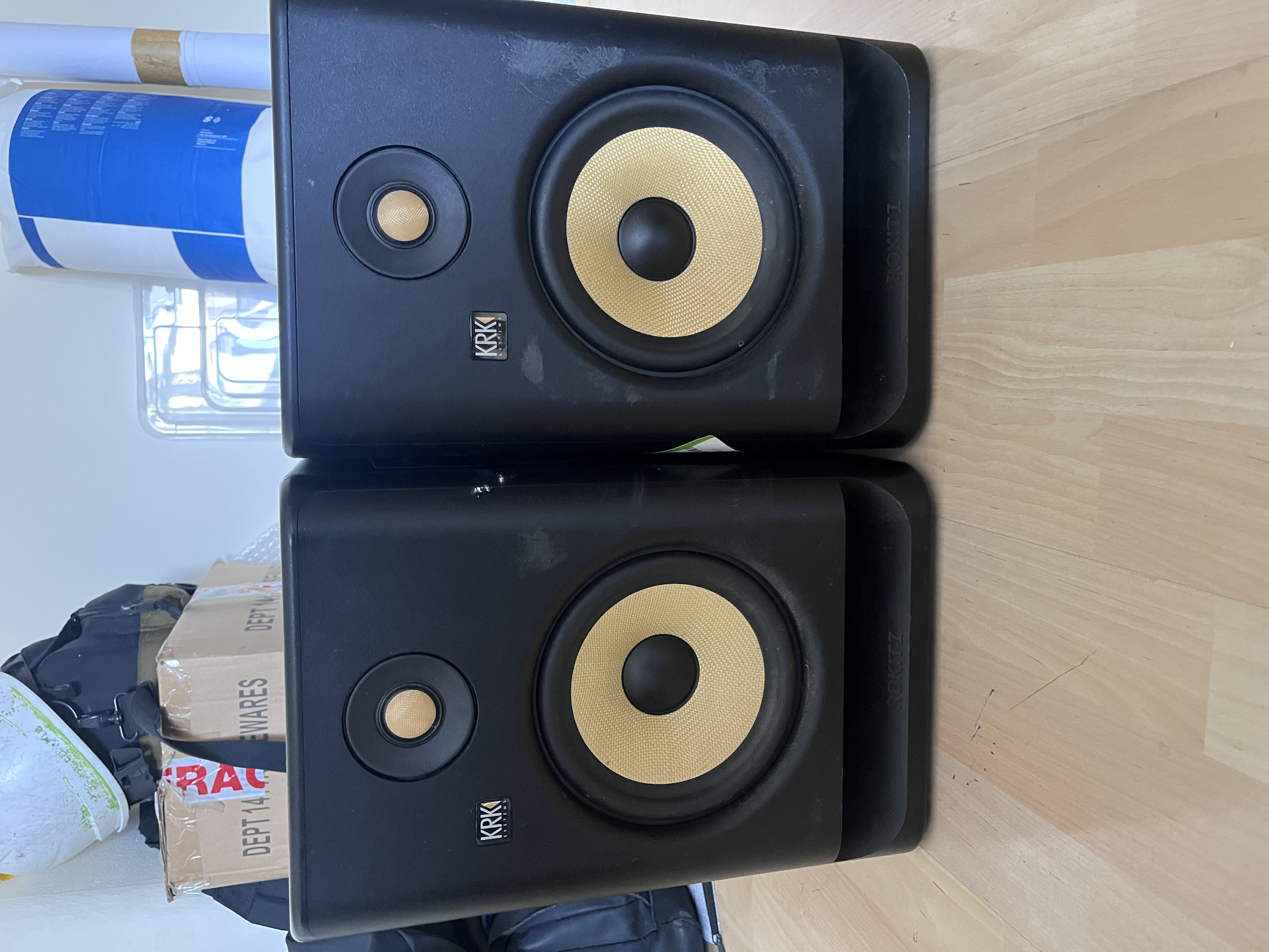 Rokit 7 generation 4 powered studio monitor  pair- black