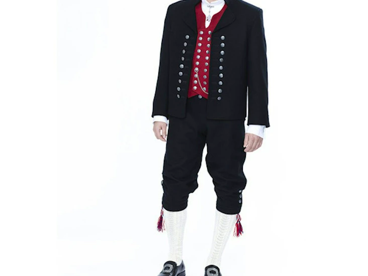 Sunnmørsbunad, herre (skreddersydd)