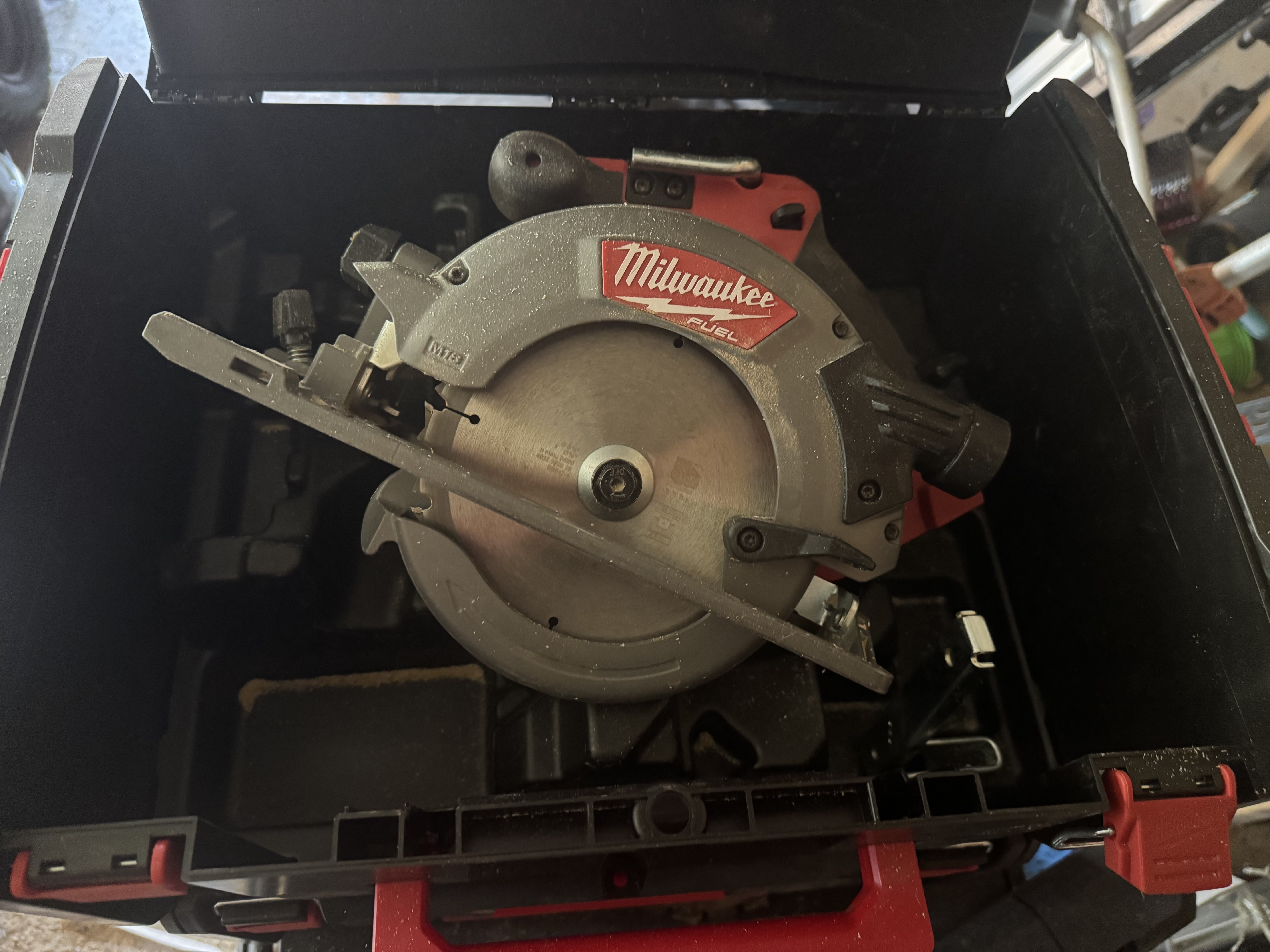 Milwaukee m18 cirkelsåg