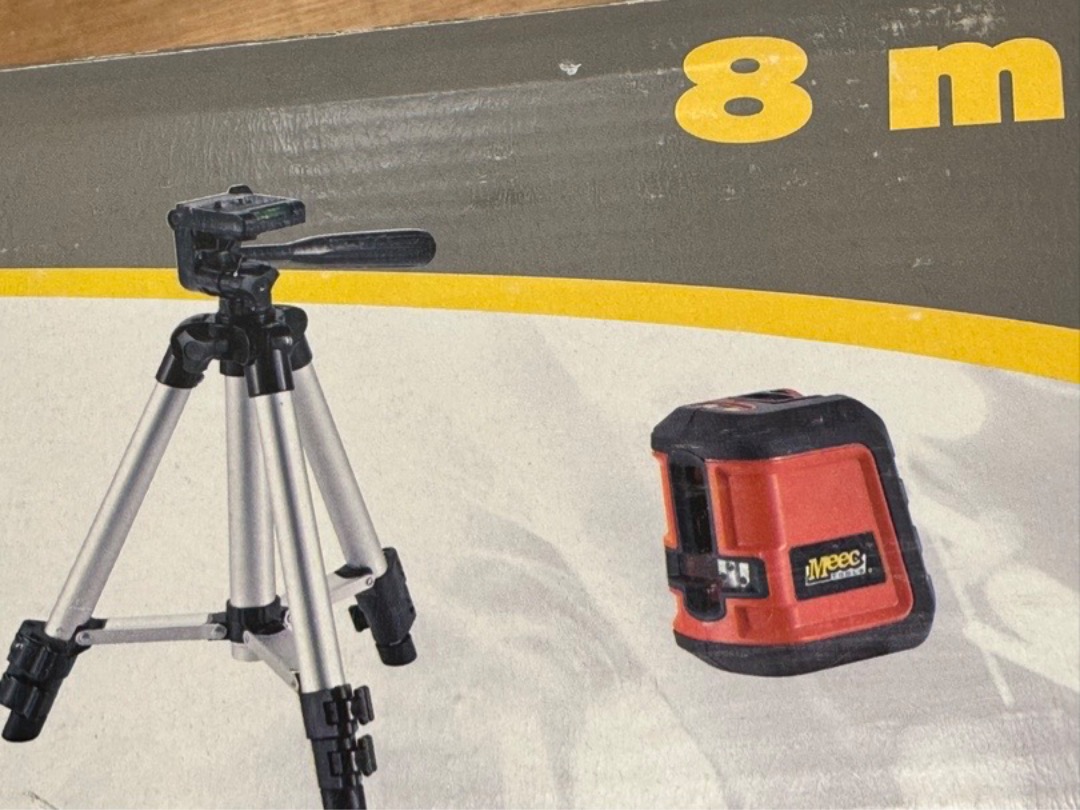 Krysslaser med lite stativ