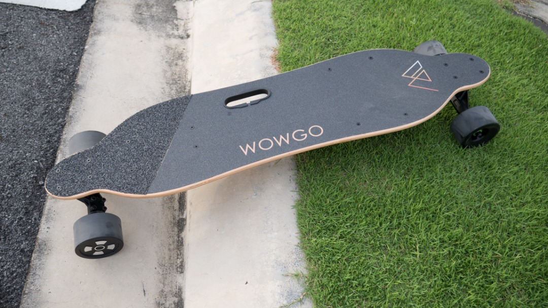 Eboard electric skateboard