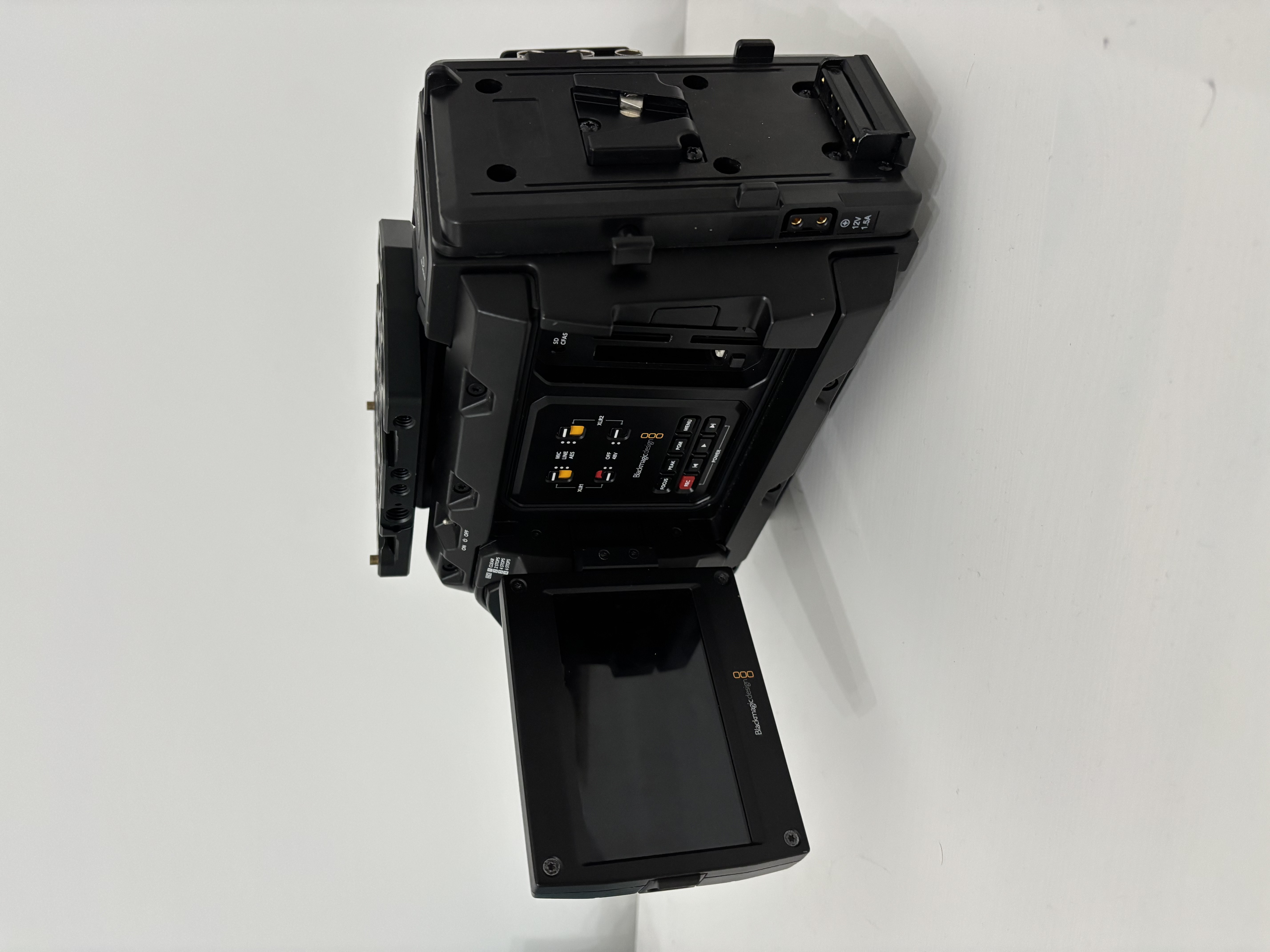 Blackmagic ursa mini pro  4.6k ef mount